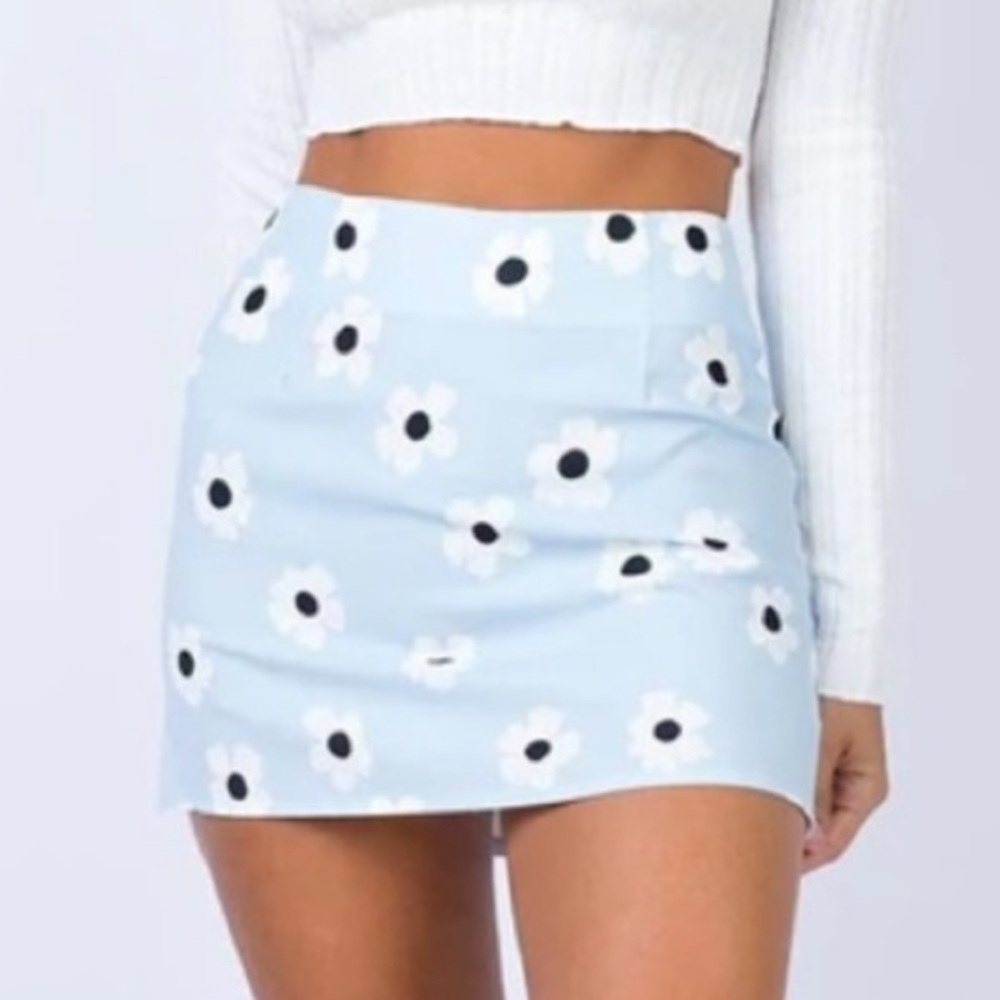 PRINCESS POLLY FLORAL SHELLY MINI SKIRT SIZE 2